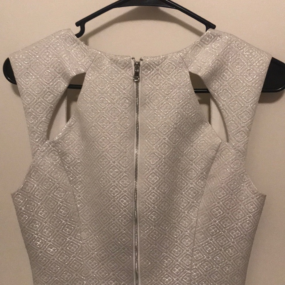Guess sweetheart dress - Picture 10 of 11